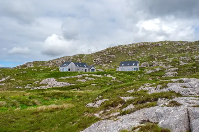 Tor Lodge & Tor Cottage - The Whole, Carrigreich, Isle of Harris, Eilean Siar, HS3 3BP