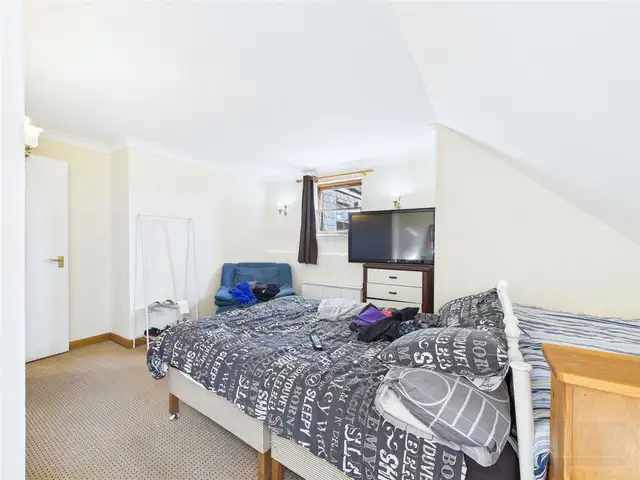 The Clockhouse Restaurant, & 2 Apartments, The Square, Tomintoul, AB37 9ET