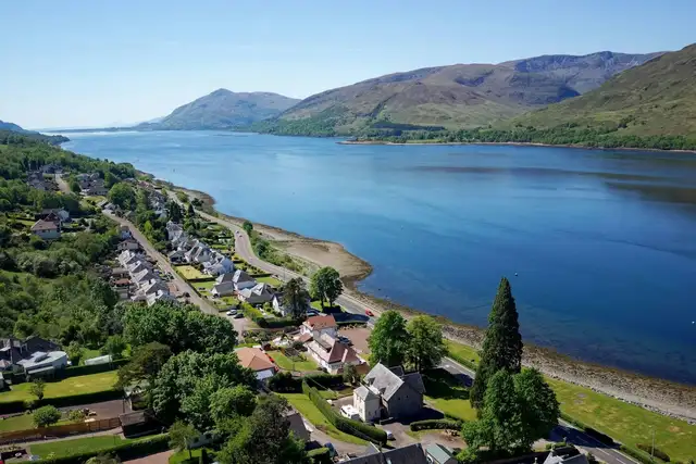 Lochside Apartments Achintore Road, Fort William, PH33 6RW