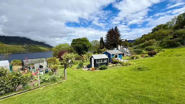 5 Strone, Drumnadrochit, Inverness, IV63 6XL