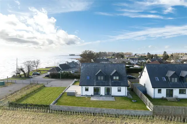 Sea La Vie, Barbaraville, Invergordon, IV18 0NA