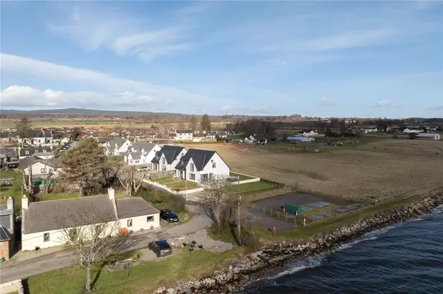 Sea La Vie, Barbaraville, Invergordon, IV18 0NA