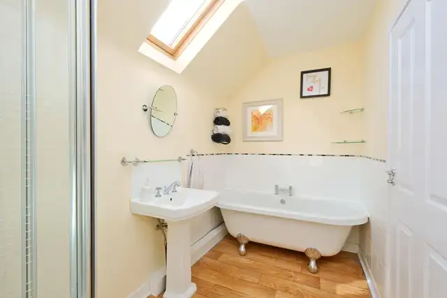 16 Allan Place, Inverurie, AB51 4TD