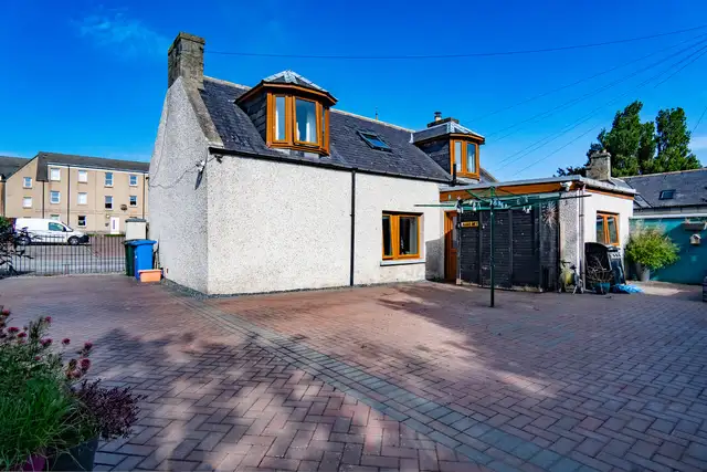 14 South Land Street, Buckie AB56 1BX