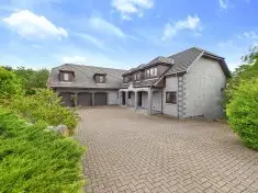 Craigowrie, 14 Dalfaber Park, Aviemore