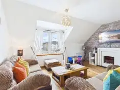 8 Granish Way, Aviemore