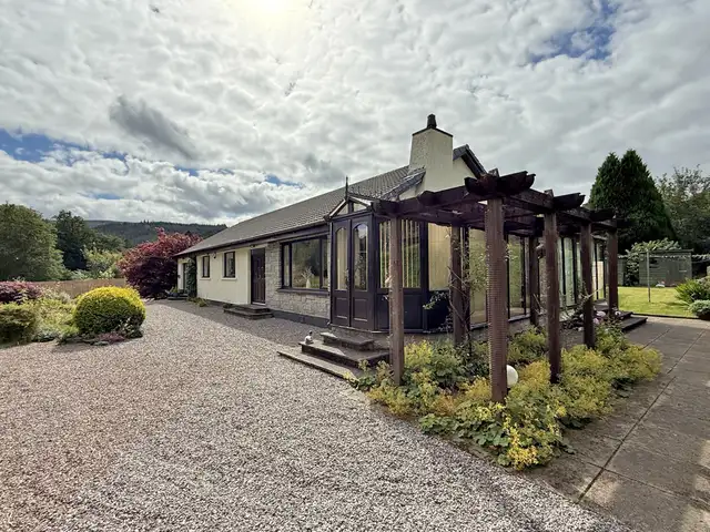 Lismore House, Invergarry, PH35 4HG