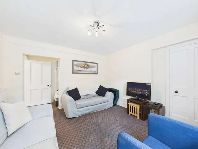 Ferryhill Place, Aberdeen, AB11 7SE