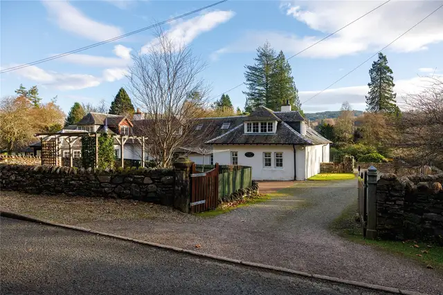 Home Farm Cottages, Glendaruel, PA22 3AB
