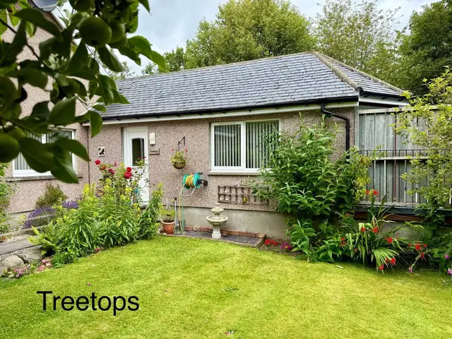 Linne Dhuinn, West Lewiston, Drumnadrochit, IV63 6UW