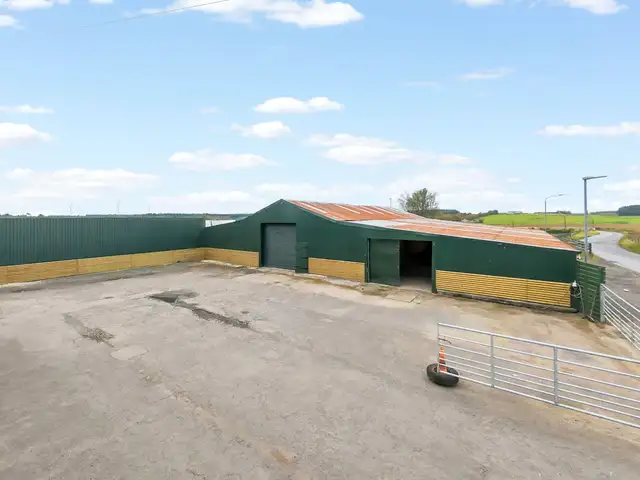 Loch House Farm, Slamannan, Falkirk, Stirlingshire, FK1 3DB