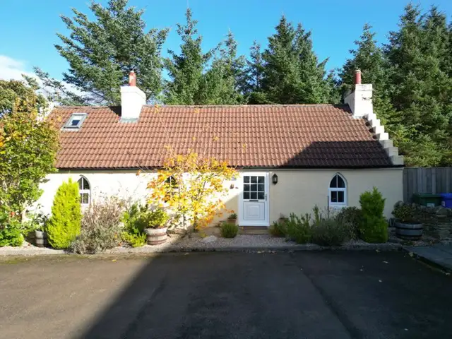Gingerbread House Mey KW14 8XH