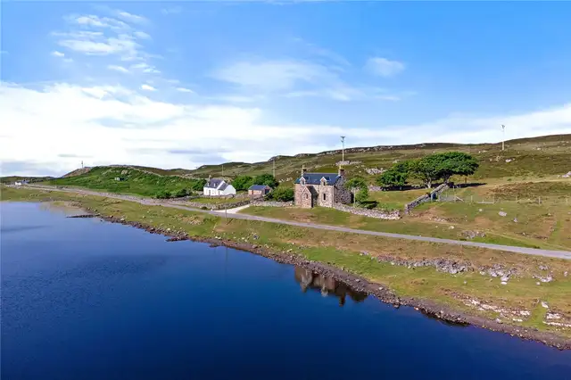 Lochside House, Stoer, Lochinver, Lairg, Highland, IV27 4JE