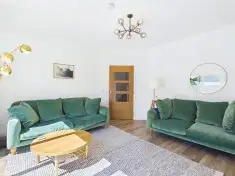 9 Anderson Grove, Kincraig, Kingussie