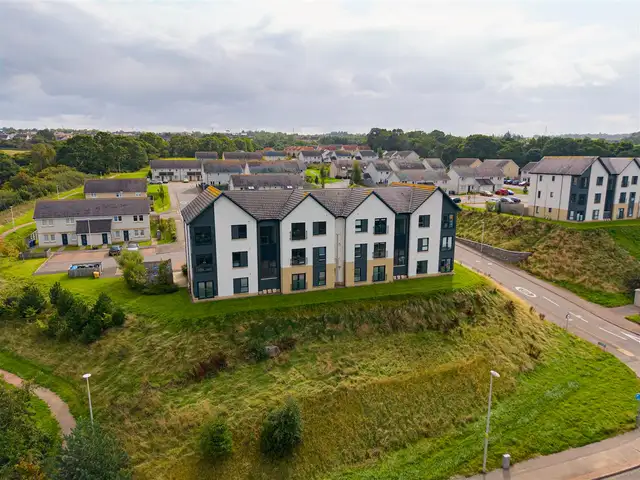 21 Blair Grove, Inshes, Inverness, IV2 6EY