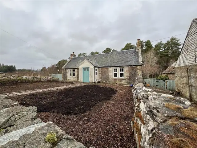 Woodside Cottage, Dallas, Forres, IV36 2RZ