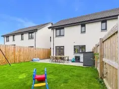 15 Pinefield, Carrbridge