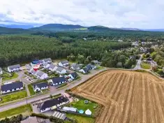 15 Pinefield, Carrbridge