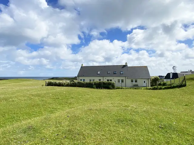 Comhla, Scarinish, Isle of Tiree, PA77 6UH