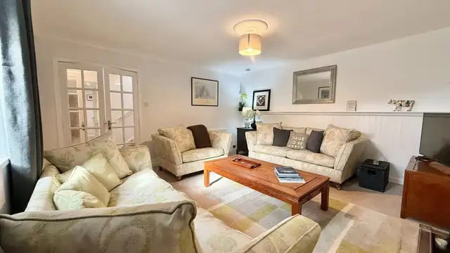 Craggie Villas, Daviot, Inverness, IV2 5XG
