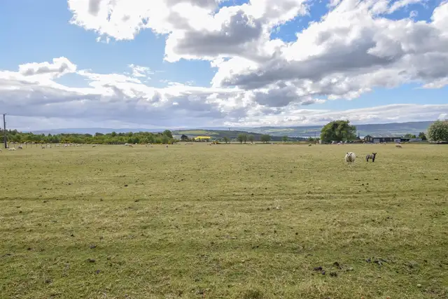 Killearnan, Muir Of Ord, IV6 7SF