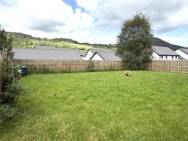 Glengrove, 5 Kilmore Road, Drumnadrochit, IV63 6TS