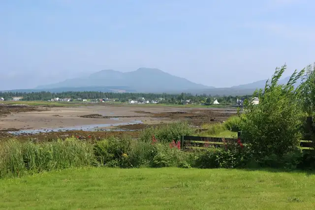 Sea Cottage, Lower Harrapool, Broadford, Isle of Skye, IV49 9AQ