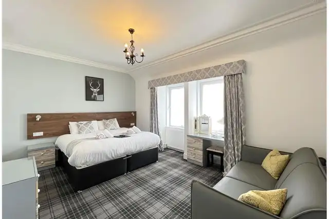 St. Ives Hotel, 58 Victoria Parade, Dunoon, PA23 7HU