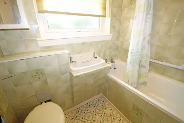 21 Barfield Road, Buckie, AB56 1EL