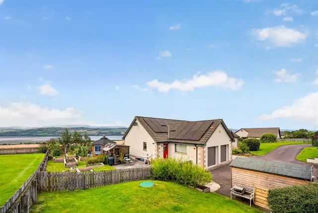 14 Balnatua, Culbokie, Dingwall, Highland, IV7 8JQ