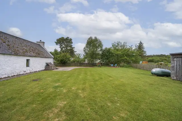 Tigh na Drobhair 327 Embo Street Dornoch IV25 3PW