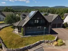 19 Dalfaber Park, Aviemore  **Reduced Price!**