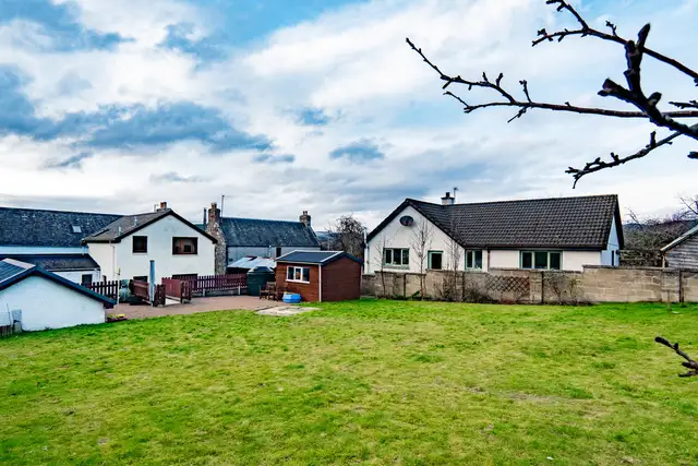 Rose Cottage Dornoch Road, Bonar Bridge IV24 3EB