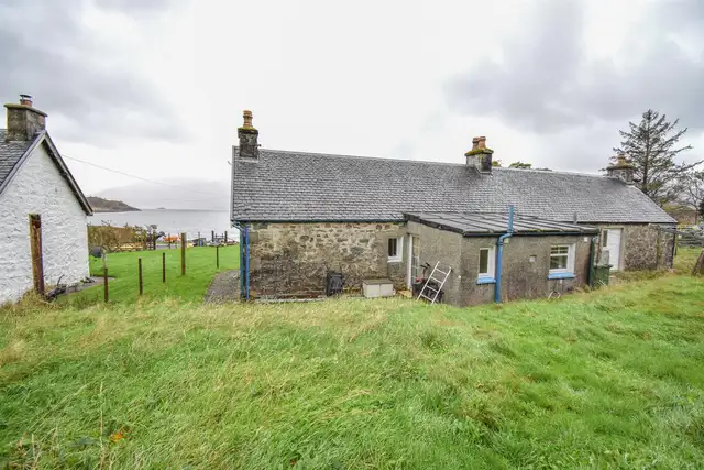 Arnisdale, Kyle, IV40 8JL