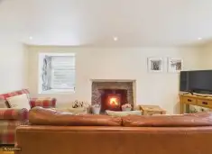 Livet Cottage, Birnie's Lane, Tomintoul