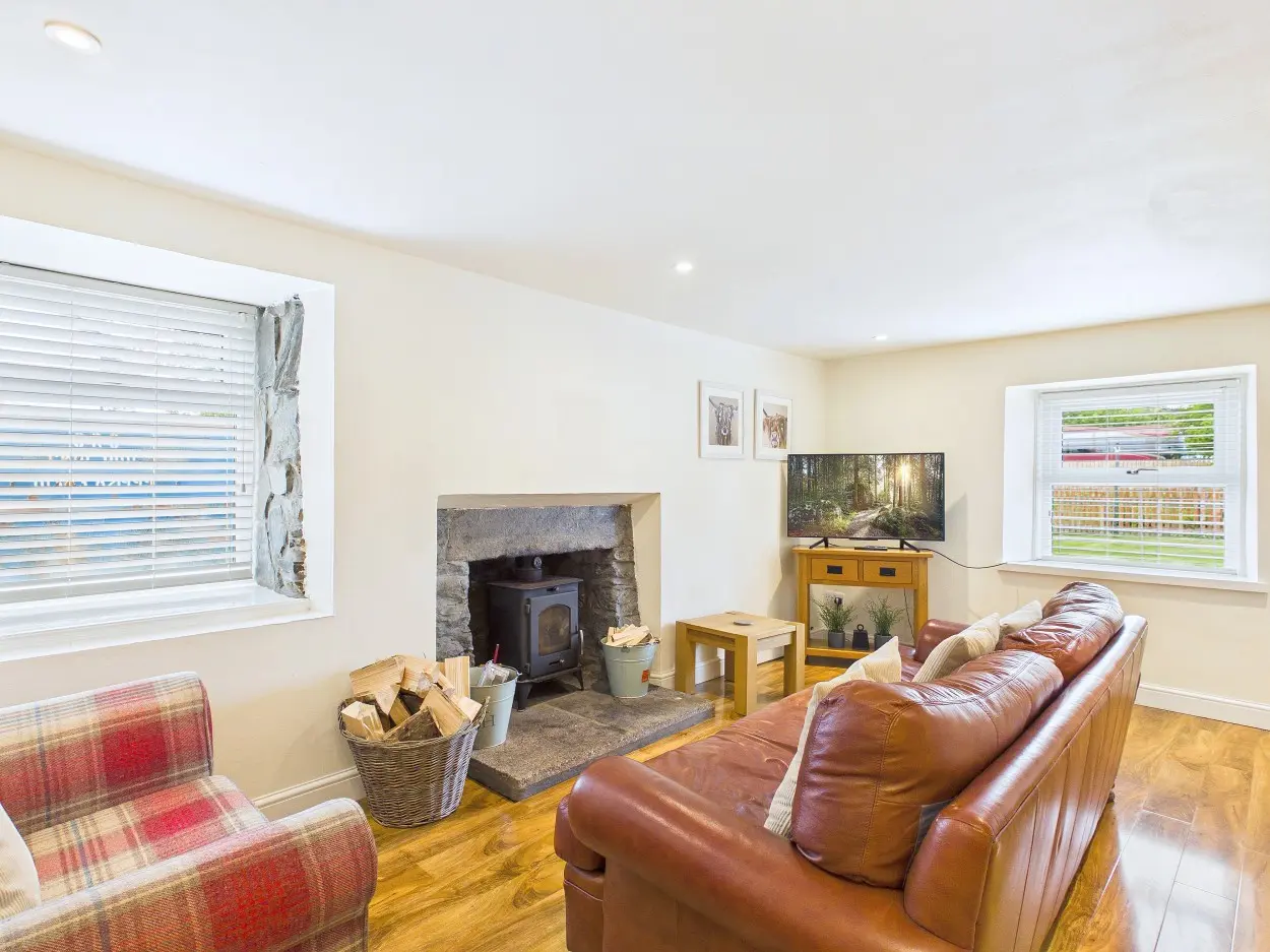 Livet Cottage, Birnie's Lane, Tomintoul