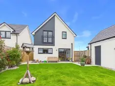 White Peaks, 13 Lairig Ghru View, Aviemore