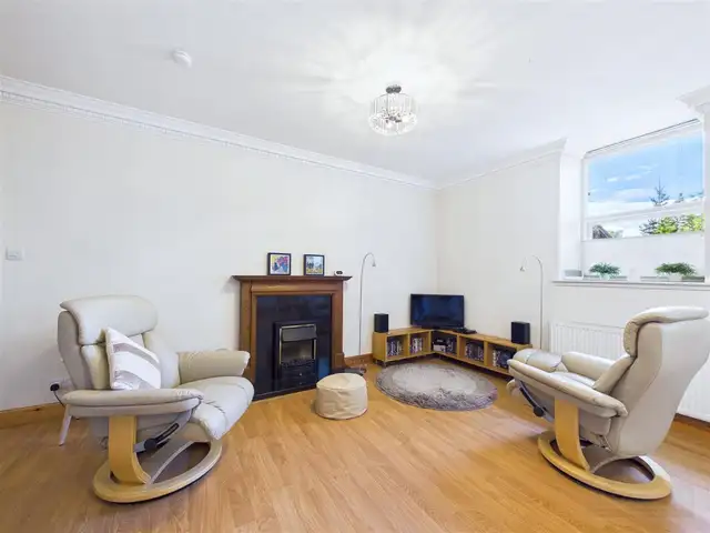 5 Woodside Hall, Woodside Avenue, Grantown on Spey, PH26 3JR