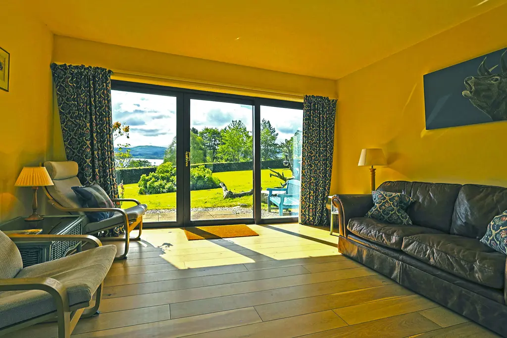 Glenmore House, Glenmore, Acharacle, PH36 4JG