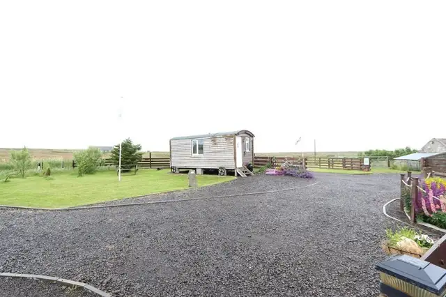 Hillside Camping Pods, Auckengill, Wick. KW1 4XP