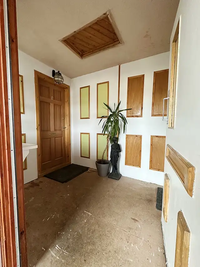 Hall