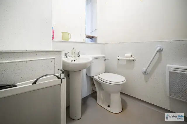 Tigh Cladach, Shore Road, Strone