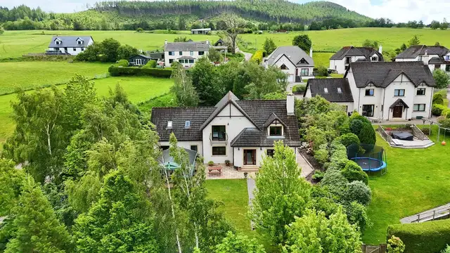 1 Strathview, Ardival, Strathpeffer, IV14 9DS
