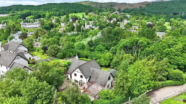 1 Strathview, Ardival, Strathpeffer, IV14 9DS