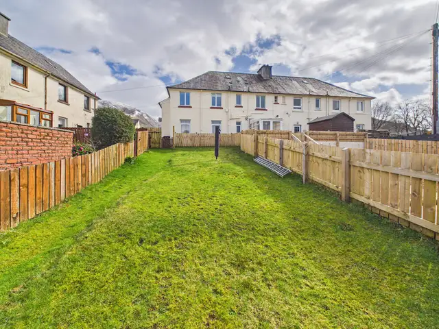 16 Lochiel Road, Inverlochy, Fort William, PH33 6NT