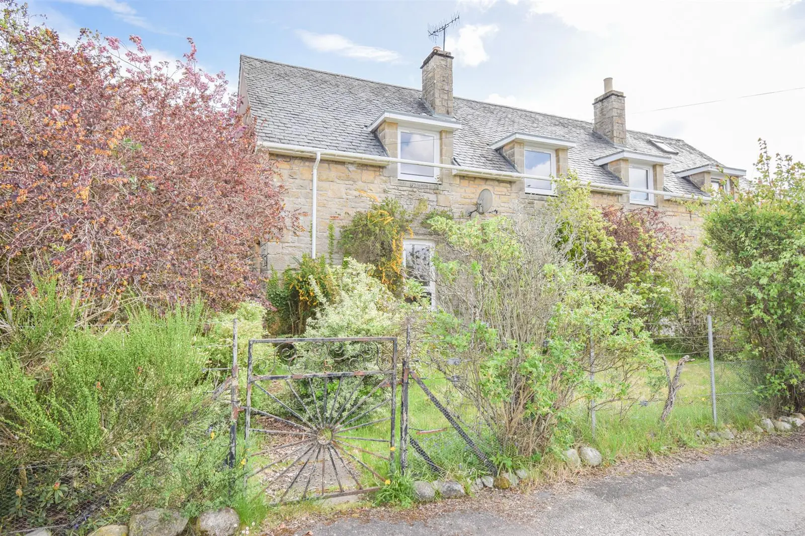 Maccoll Road, Cannich, Beauly, IV4 7LP
